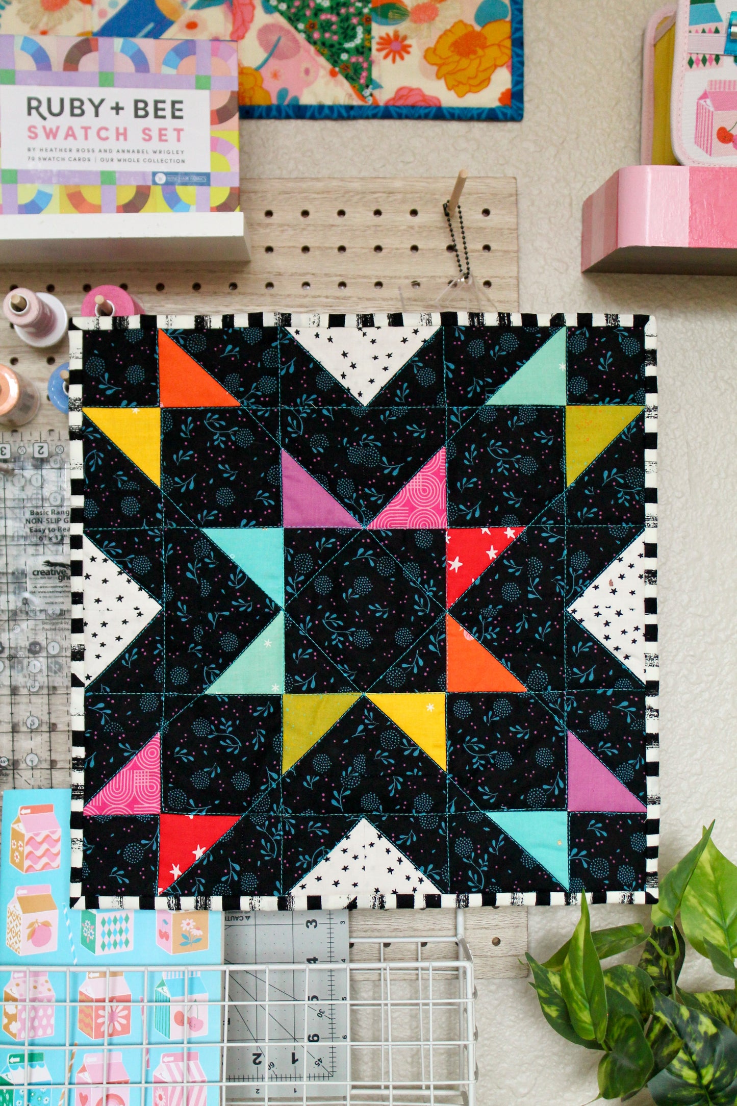 Meagan's Star Quilt Block Pattern (PDF) - Bee Bundle *SAVE $49!